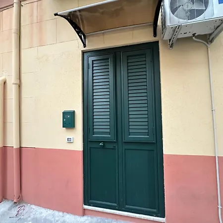 Jade Mini Palermo